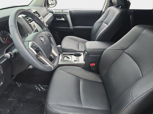 Used 2023 Toyota 4Runner TRD Sport AWD/4WD image 18