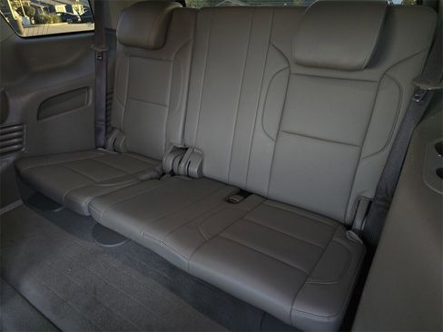 Used 2020 GMC Yukon SLT w/ Premium Edition image 37