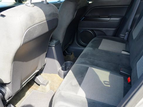 Used 2016 Jeep Compass Sport w/ Power Value Group image 19