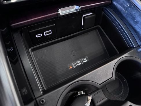Certified 2023 GMC Yukon XL Denali Ultimate AWD/4WD image 30