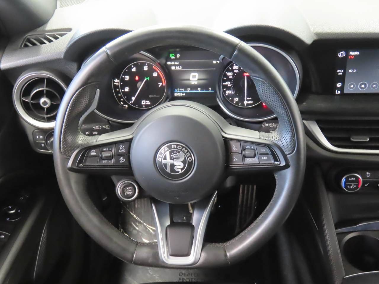Used 2023 Alfa Romeo Stelvio Sprint RWD image 9