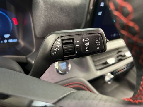 New 2026 Ford Explorer ST-Line w/ ST-Line Street Pack image 21