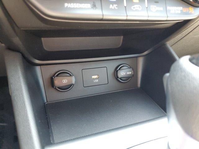 Used 2022 Hyundai Kona SEL FWD image 29