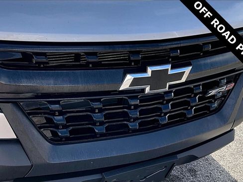 Used 2018 Chevrolet Colorado ZR2 image 30
