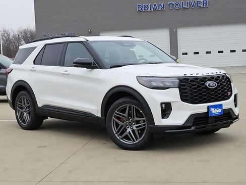 New 2026 Ford Explorer ST w/ Sun And Sound Package image 2