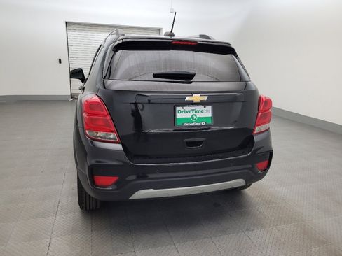 Used 2021 Chevrolet Trax LT w/ Driver Confidence Package FWD image 6