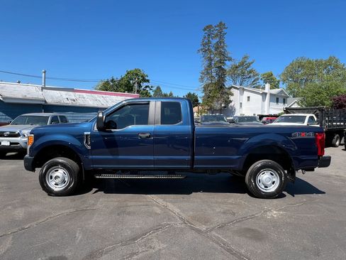 Used 2017 Ford F250 XL w/ Snow Plow Prep Package AWD/4WD image 3