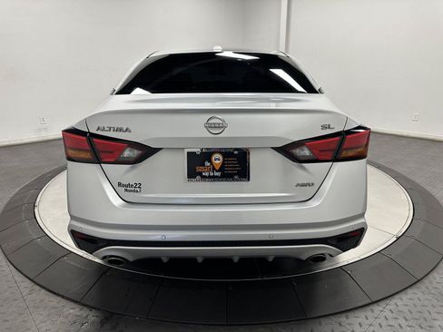 Used 2024 Nissan Altima 2.5 SL AWD/4WD image 12
