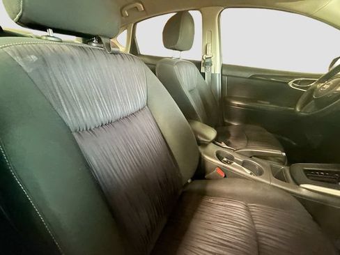 Used 2019 Nissan Sentra SV FWD image 25