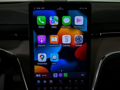 New 2025 Volvo EX90 Plus w/ Protection Package Premier AWD/4WD image 16