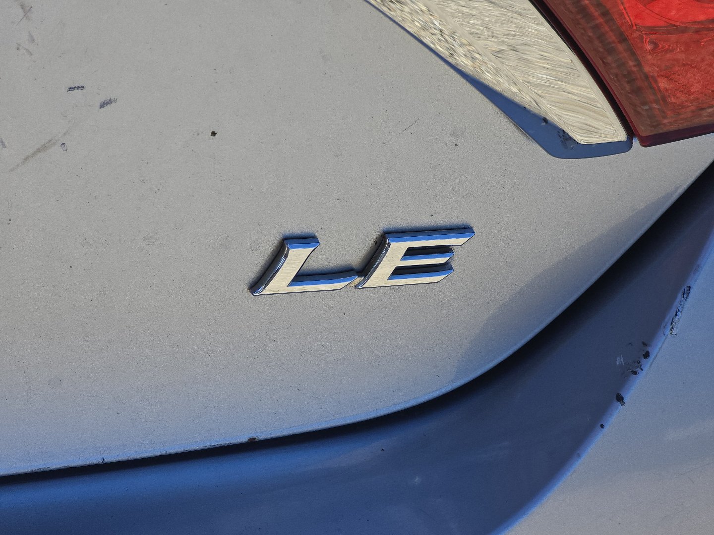 Used 2016 Toyota Camry LE FWD image 12