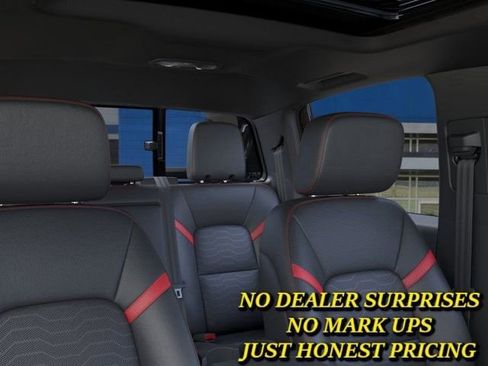 New 2026 Chevrolet Colorado Z71 w/ Midnight Edition AWD/4WD image 24