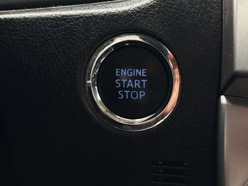 Used 2024 Toyota 4Runner SR5 RWD image 21