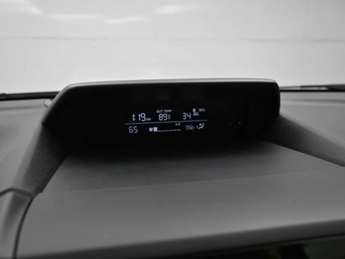 Used 2022 Subaru Crosstrek 2.0i Premium AWD/4WD image 14