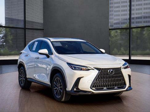Used 2024 Lexus NX 250 FWD w/ Premium Package image 9