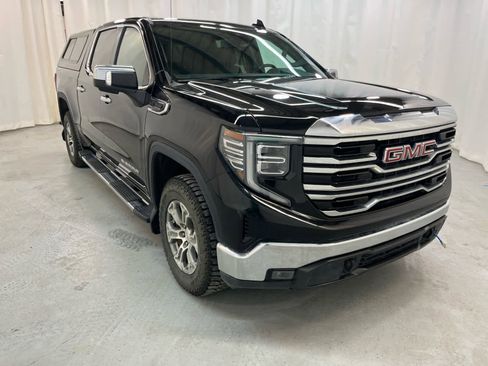 Certified 2024 GMC Sierra 1500 SLT w/ SLT Convenience Package image 7