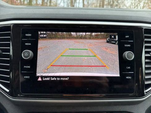 Used 2022 Volkswagen Atlas SE image 29