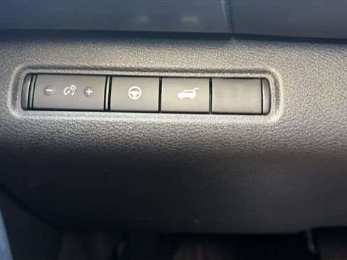 Certified 2024 Nissan Pathfinder SL AWD/4WD image 26