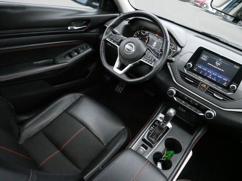 Used 2020 Nissan Altima 2.5 SR image 9