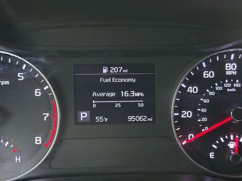 Used 2021 Kia Forte GT image 23