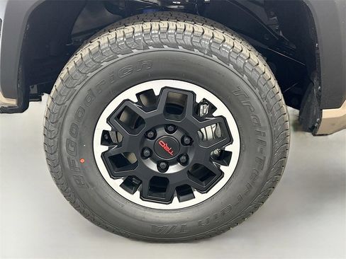 New 2026 Toyota 4Runner TRD Off-Road image 26