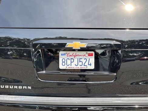 Used 2018 Chevrolet Suburban LT RWD image 51