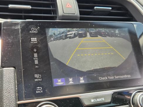 Used 2017 Honda Civic Touring image 23