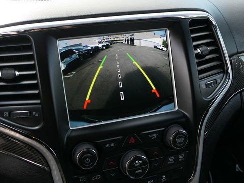 Used 2018 Jeep Grand Cherokee Trackhawk image 18