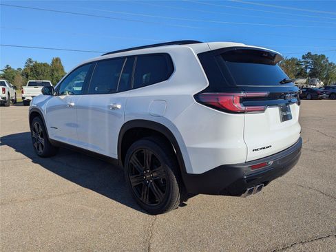 New 2026 GMC Acadia Elevation w/ Black Edition FWD image 5