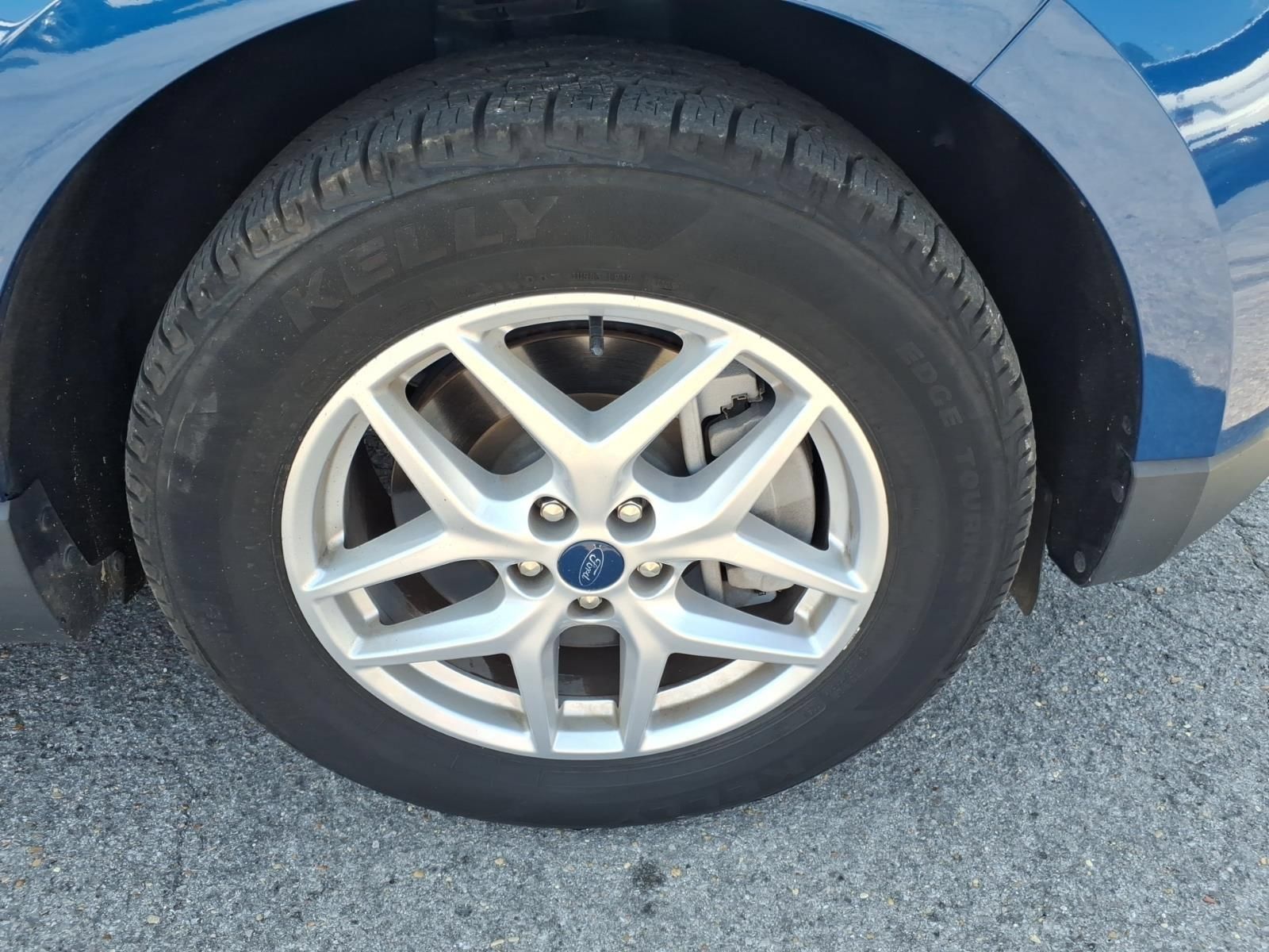 Used 2024 Ford Edge SEL AWD/4WD image 7