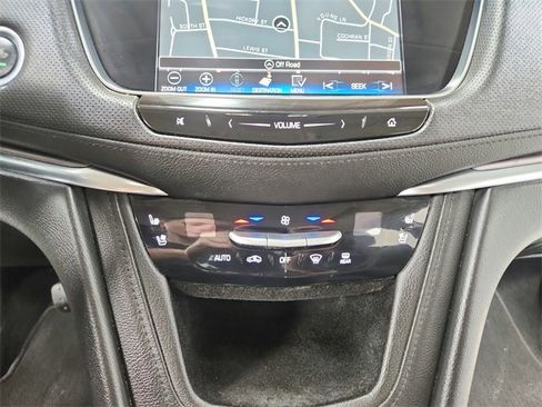 Used 2018 Cadillac XT5 Premium Luxury image 33