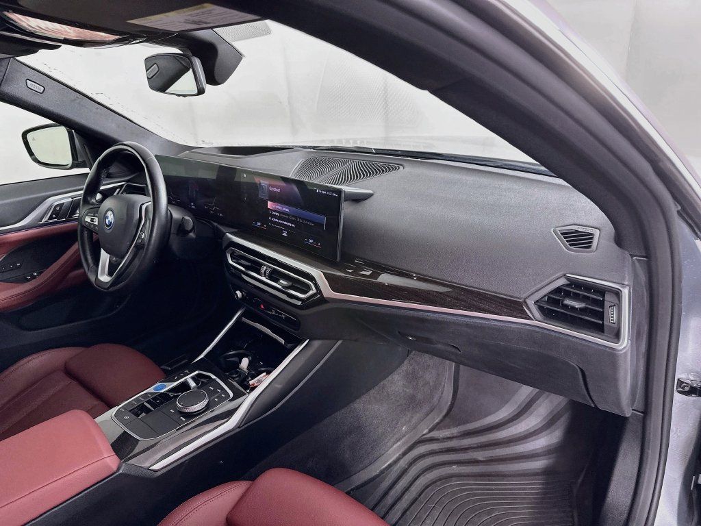 Used 2023 BMW i4 eDrive35 w/ Premium Package RWD image 37