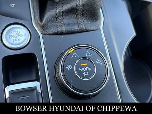 Used 2019 Volkswagen Atlas SE w/ Panoramic Sunroof Package image 19