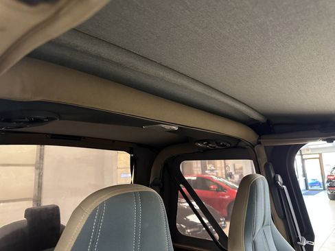 Used 1999 Jeep Wrangler Sahara image 24