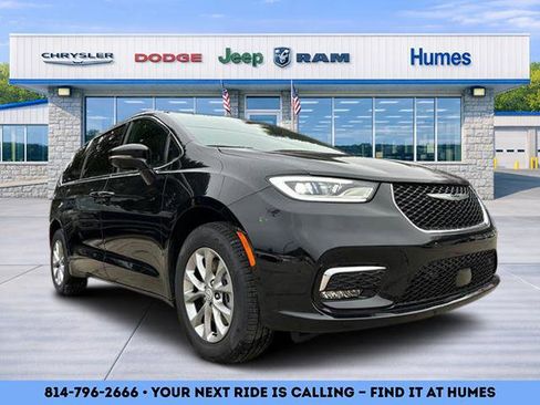 New 2026 Chrysler Pacifica Select image 1