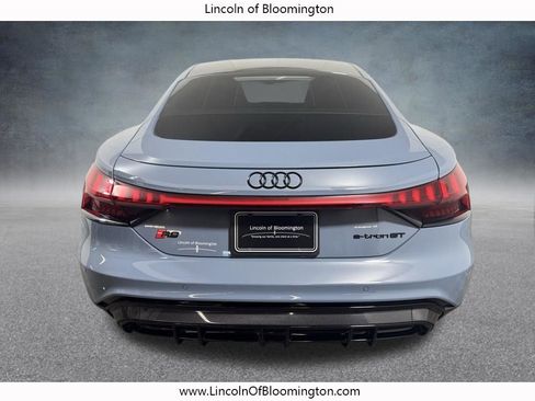Used 2024 Audi RS e-tron GT w/ Carbon Performance Package AWD/4WD image 5