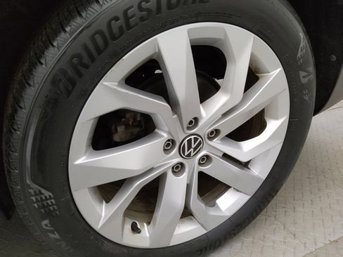 Used 2023 Volkswagen Taos S w/ Driver Assistance Package image 31