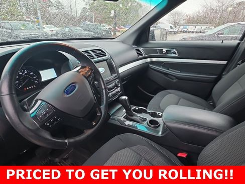 Used 2017 Ford Explorer XLT w/ Equipment Group 201A image 19