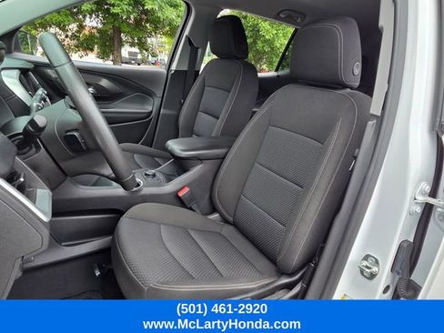Used 2024 GMC Terrain SLE FWD image 7