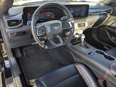 Used 2024 Ford Mustang Premium image 21