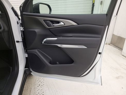 New 2026 Chevrolet Traverse LT w/ Sun and Wheel Package image 38