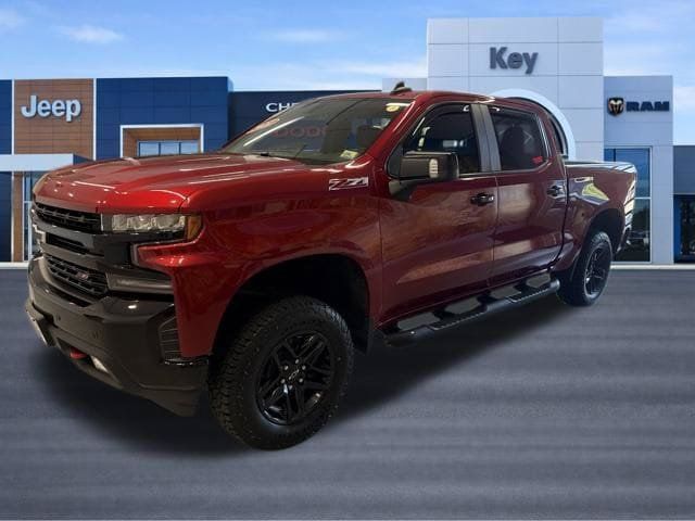 Used 2021 Chevrolet Silverado 1500 LT Trail Boss w/ Convenience Package II AWD/4WD image 2