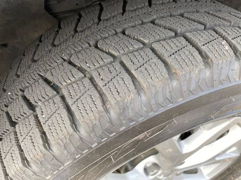 Used 2023 Jeep Grand Cherokee Limited AWD/4WD image 25
