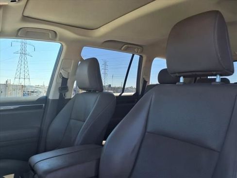 Used 2017 Lexus GX 460 w/ Navigation Package image 18