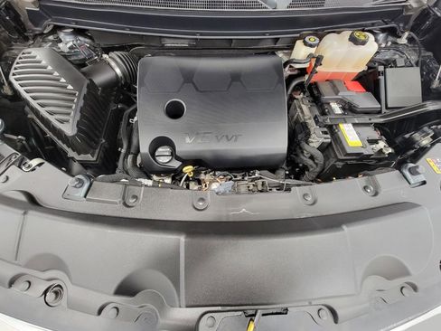 Used 2019 Chevrolet Traverse LT w/ LPO, Floor Liner Package AWD/4WD image 9