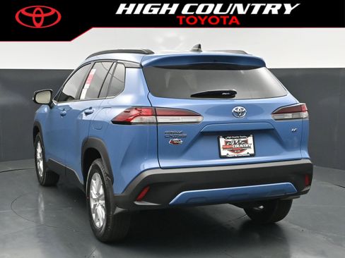 New 2026 Toyota Corolla Cross LE FWD image 4