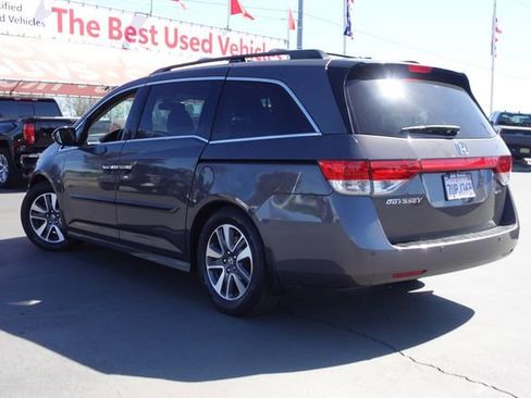 Used 2016 Honda Odyssey Touring Elite image 9