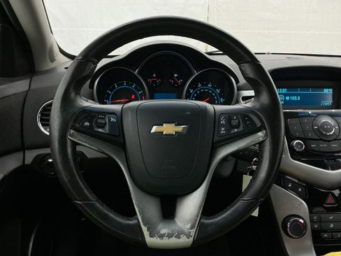 Used 2012 Chevrolet Cruze LT FWD image 15