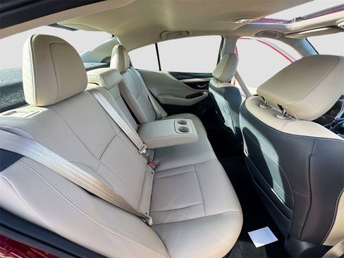 Used 2023 Subaru Legacy Limited image 28