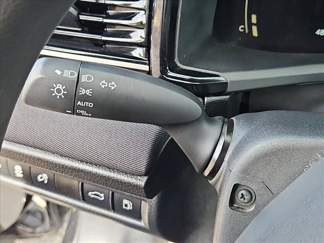 Used 2025 Toyota Camry LE FWD image 15